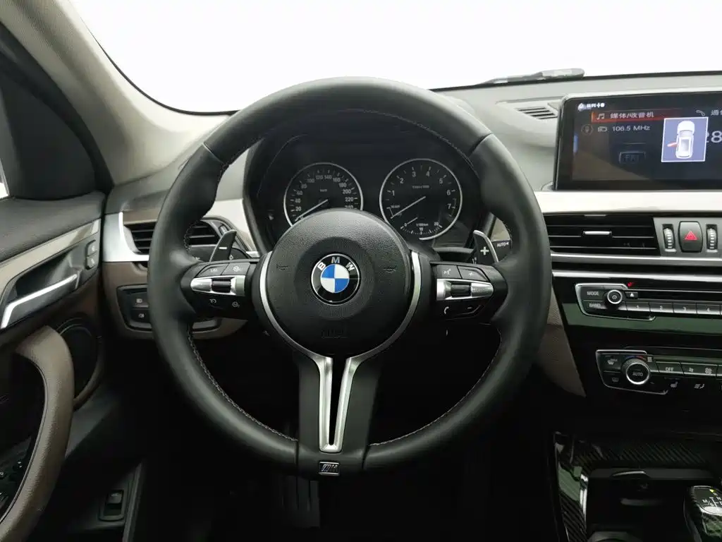 BMW X1 — миниатюра 11