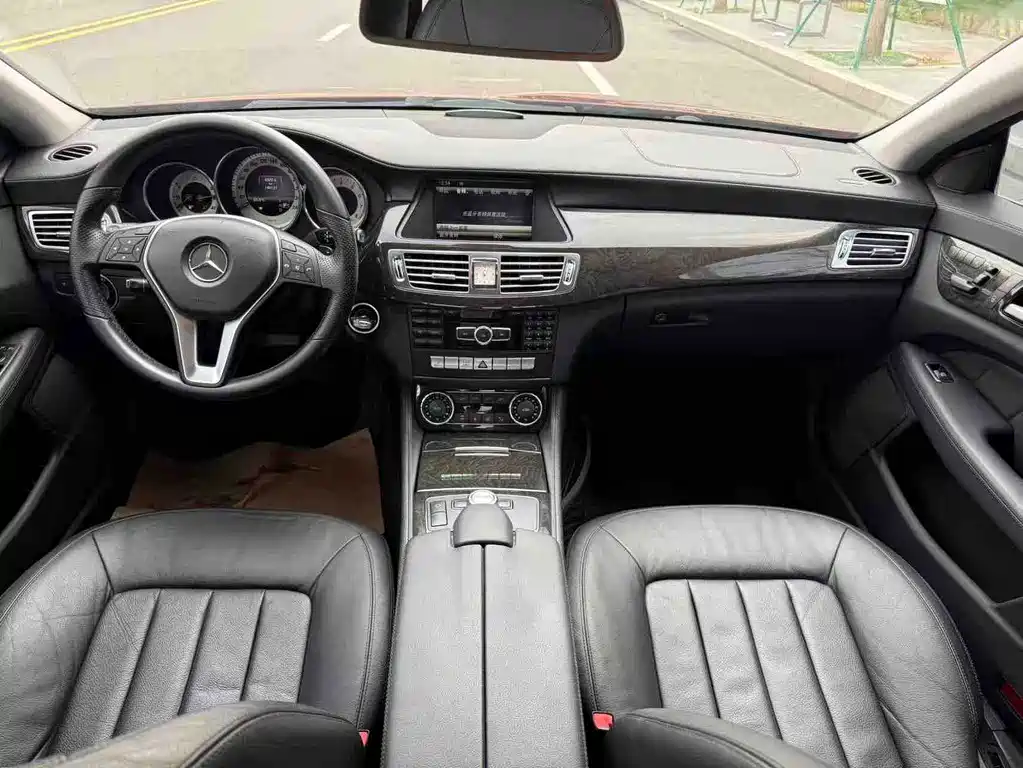 Mercedes-Benz CLS — миниатюра 5