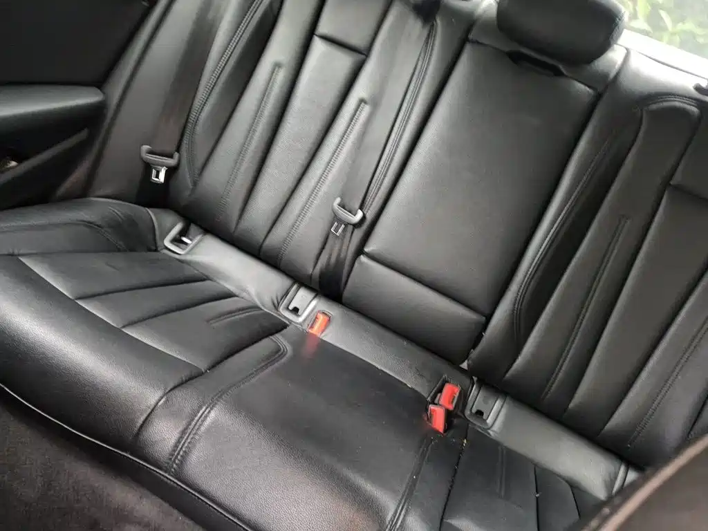 Audi A4L — миниатюра 18
