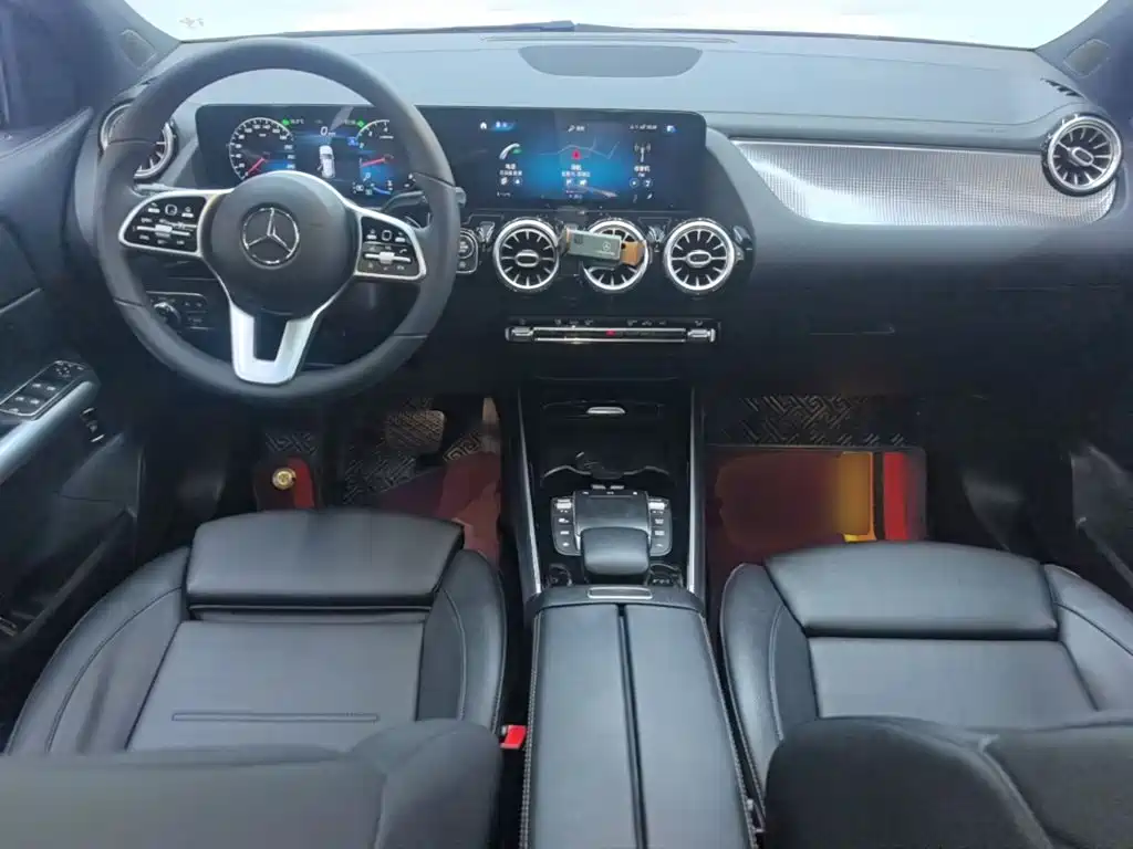 Mercedes-Benz GLA — миниатюра 10