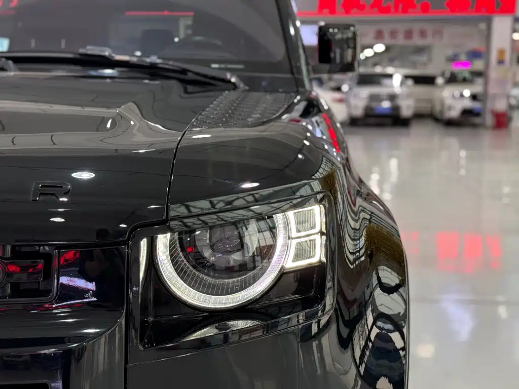Land Rover Land Rover Defender 2022 90 2.0T P300 X-DYNAMIC HSE