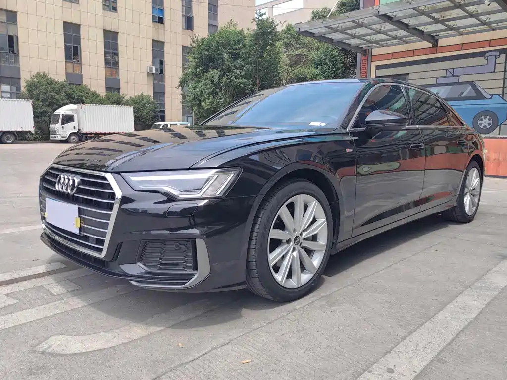 Audi A6L 2022