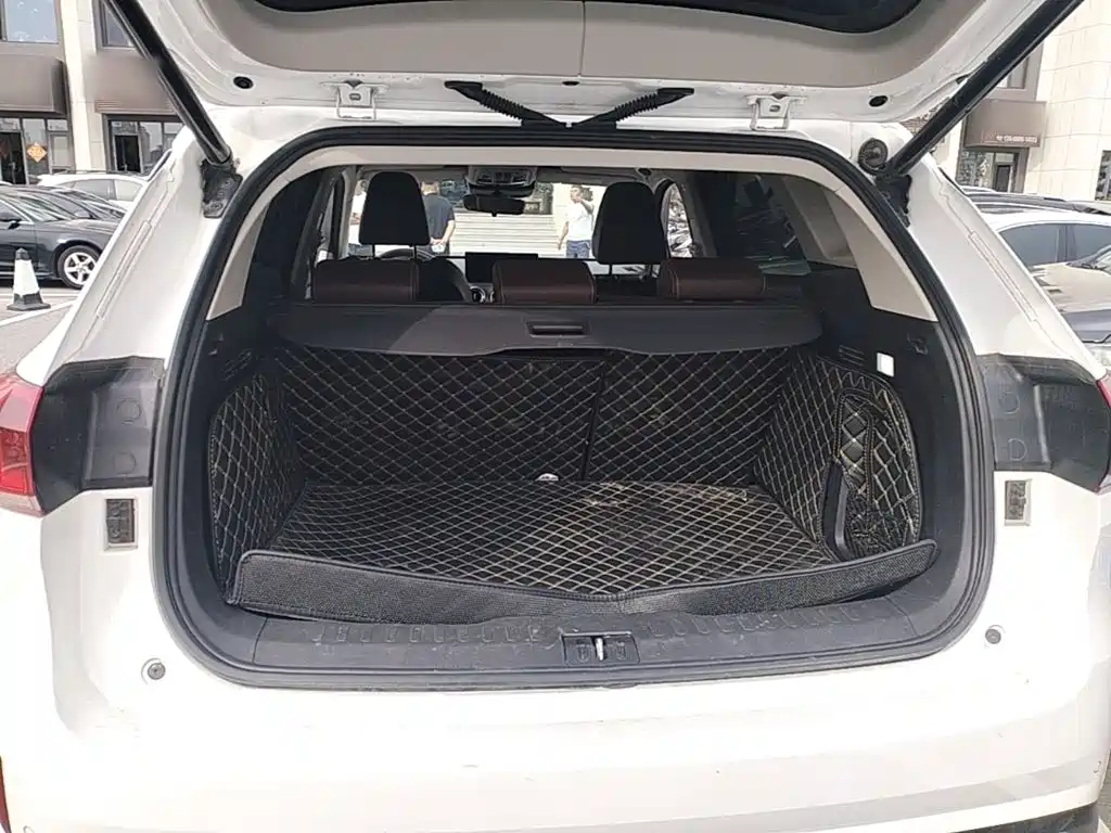 Wey Wey VV6 — миниатюра 19
