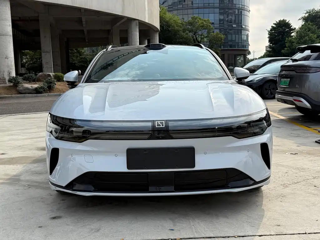 Zeekr 007GT — миниатюра 2