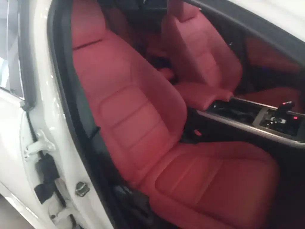 Jaguar XEL — миниатюра 25