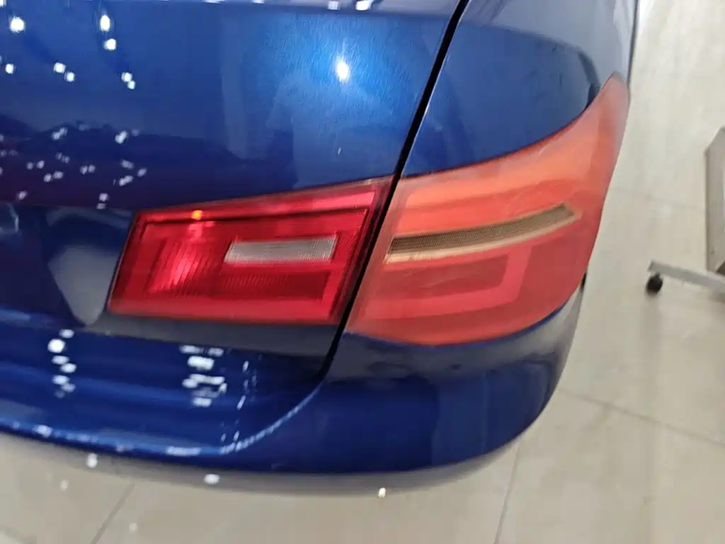 Volkswagen Jetta — миниатюра 8