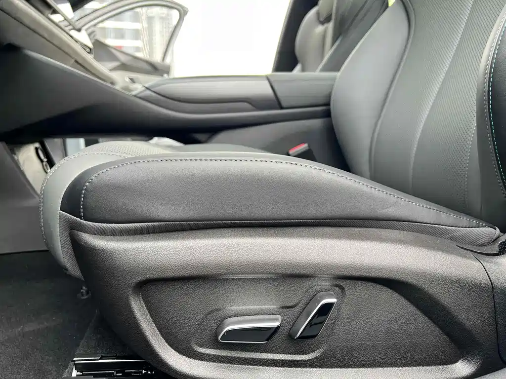 BYD Qin L — миниатюра 18