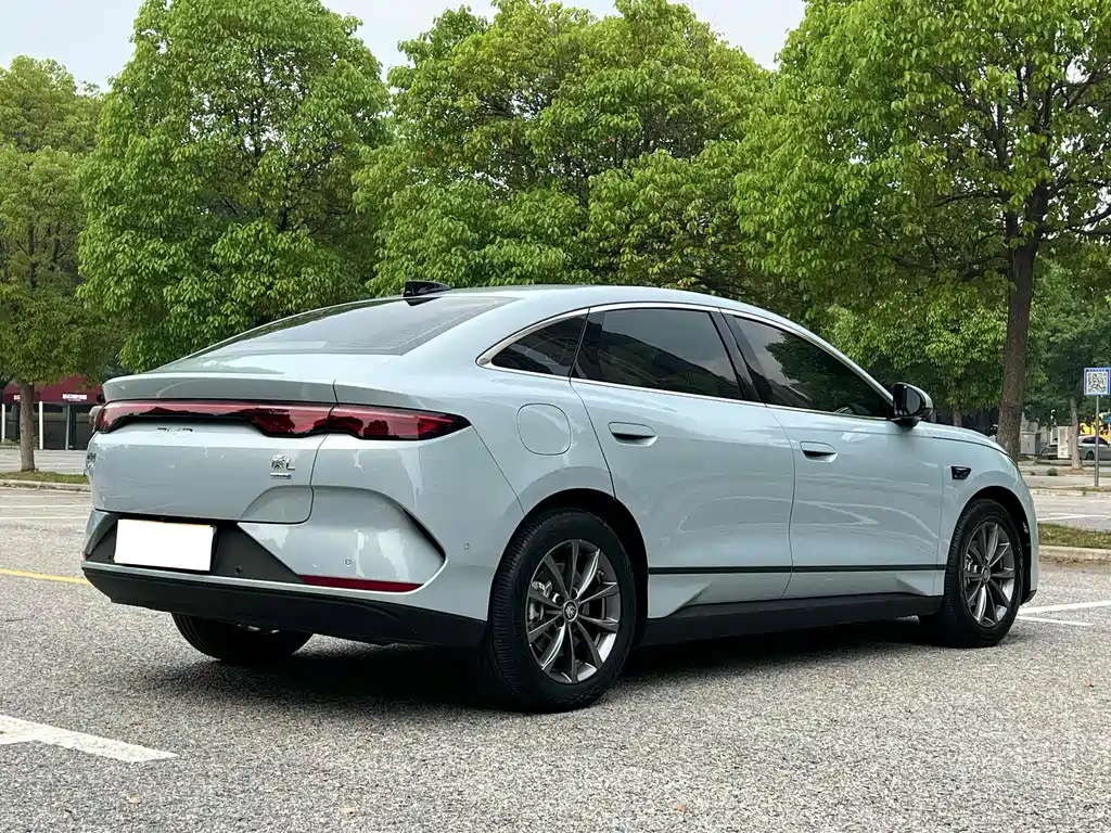 BYD Qin L — миниатюра 7