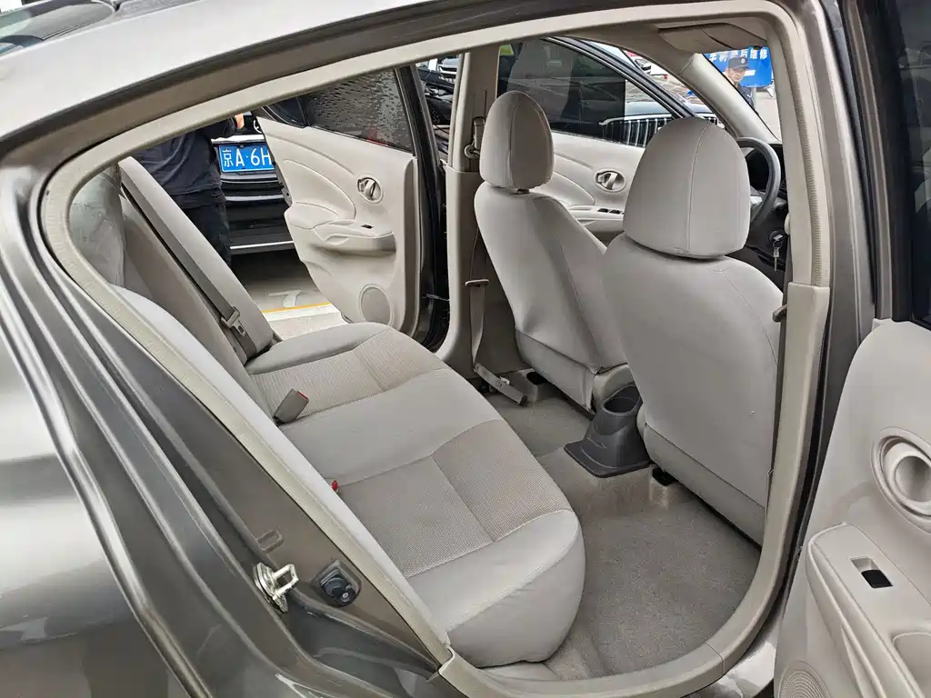 Nissan Sunny — миниатюра 11