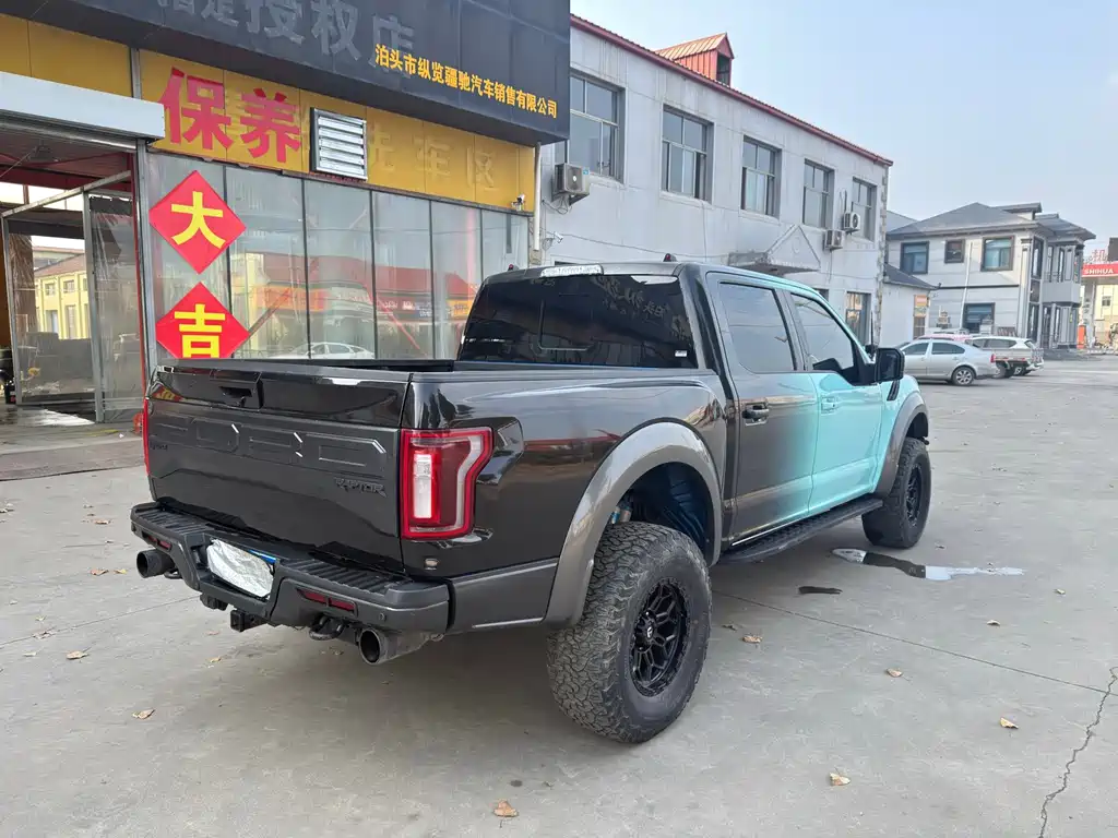 Ford F-150 Raptor — миниатюра 5