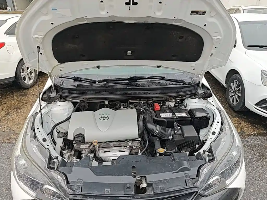 Toyota Yaris L — миниатюра 20