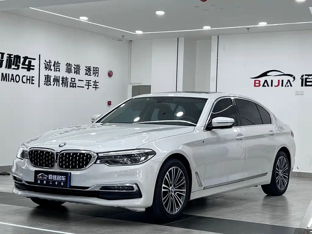 BMW 5 Series 2019