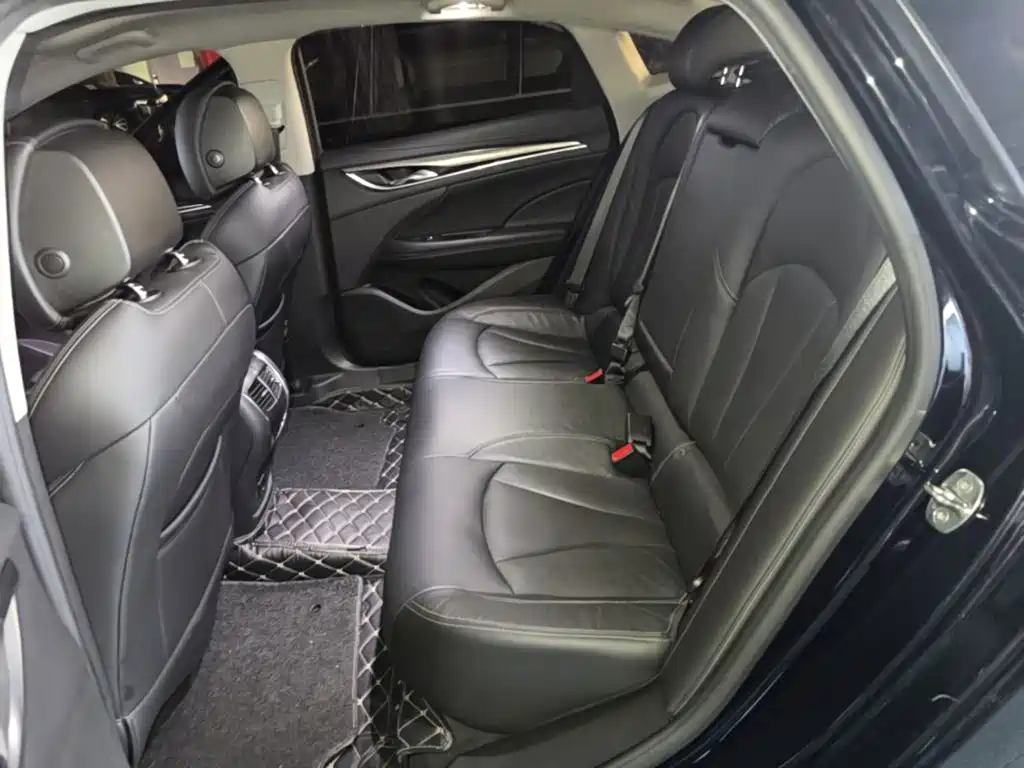 Buick LaCrosse — миниатюра 17