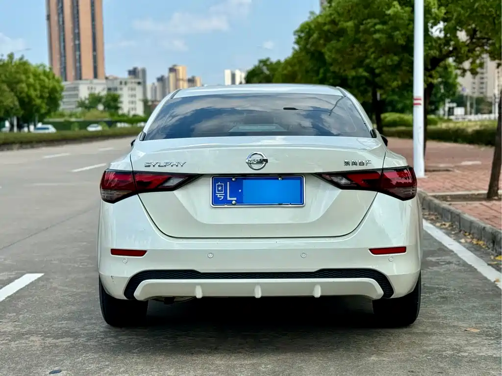 Nissan Sylphy — миниатюра 7