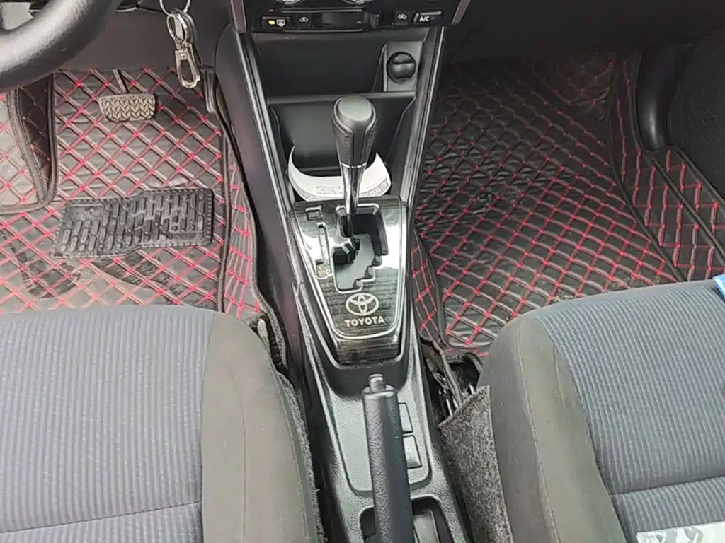 Toyota Yaris L — миниатюра 14