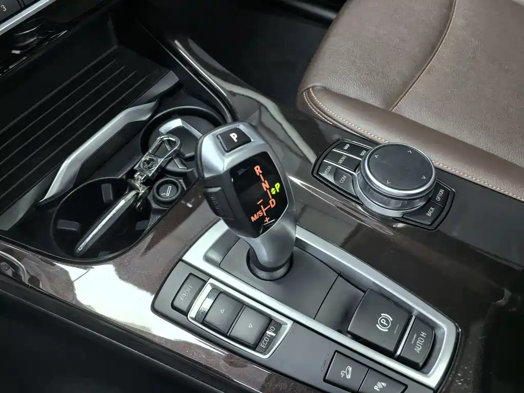 BMW X3 (Import) — миниатюра 12