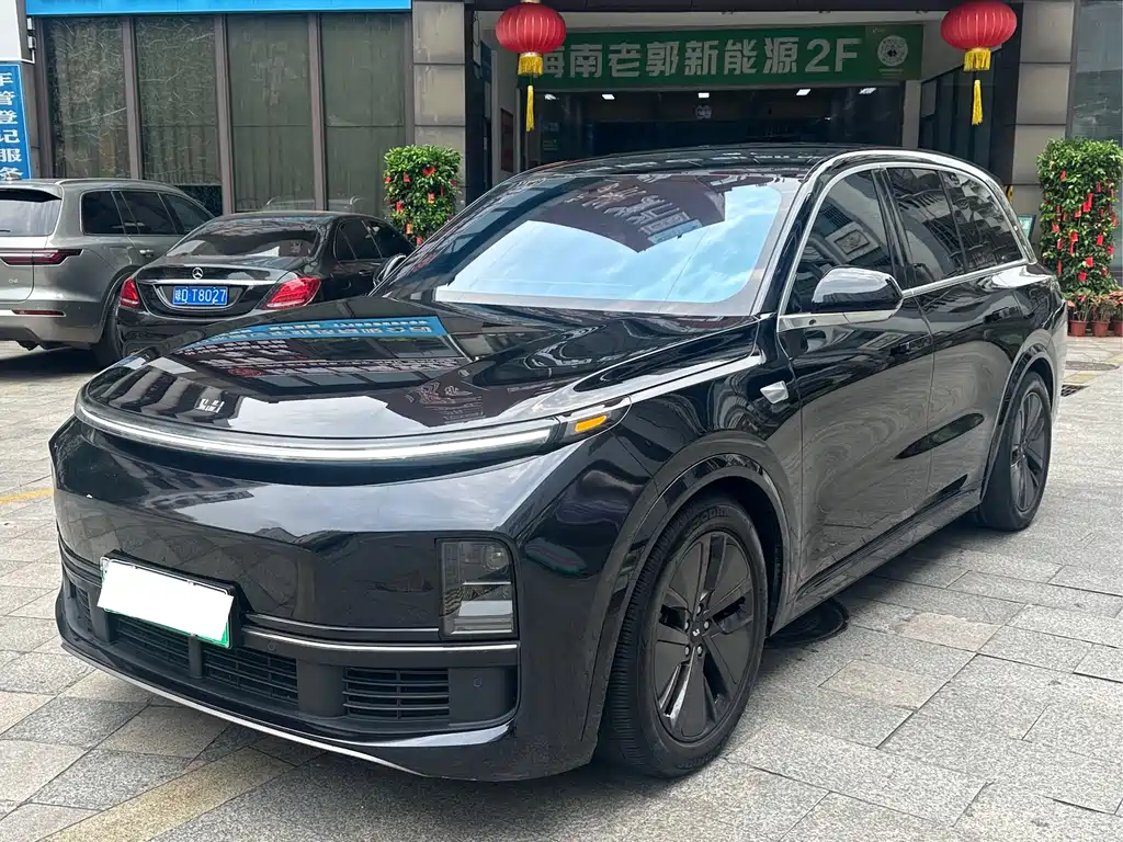 Li Auto Li L8 2024