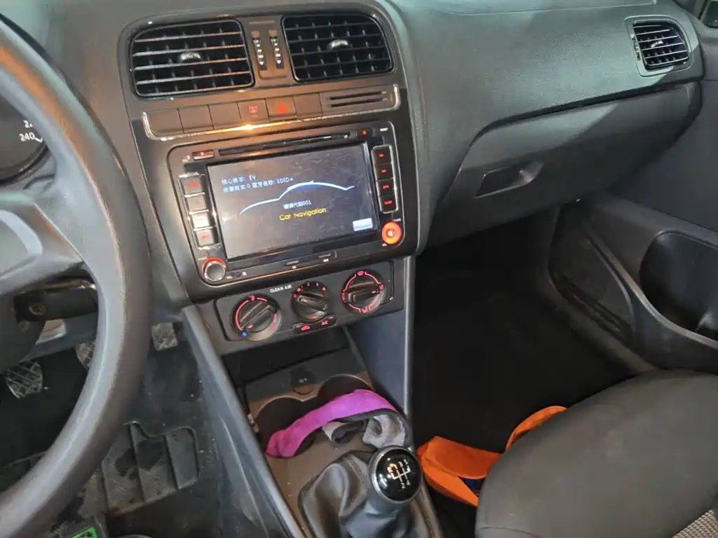 Volkswagen Polo — миниатюра 13