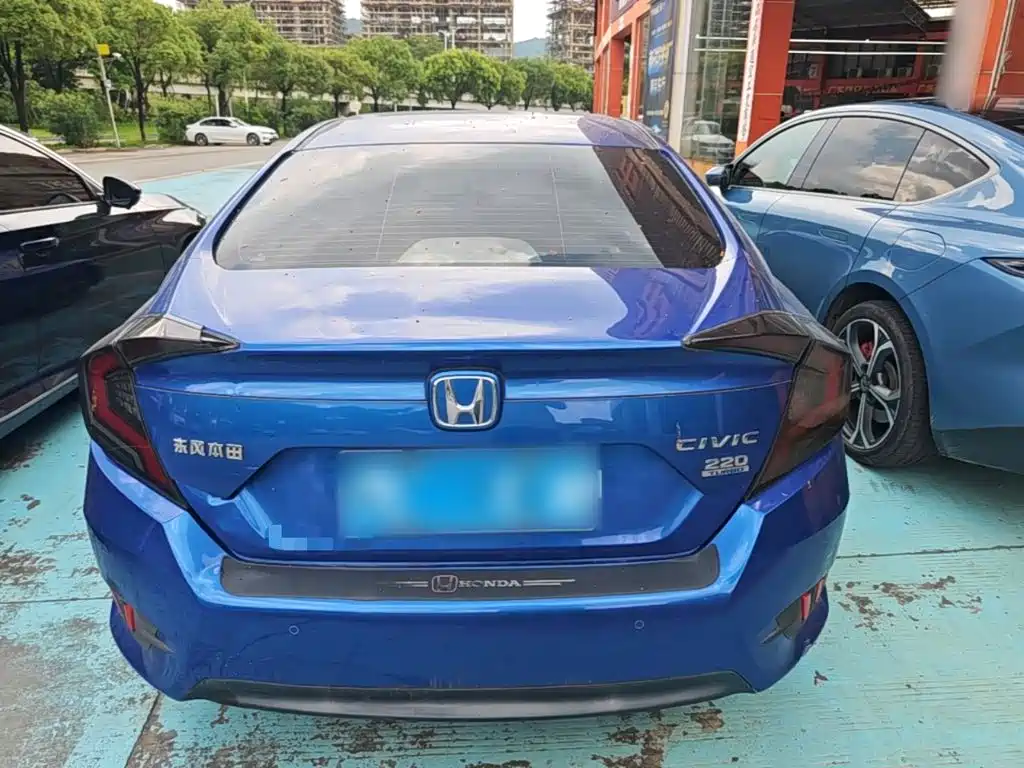 Honda Civic — миниатюра 6