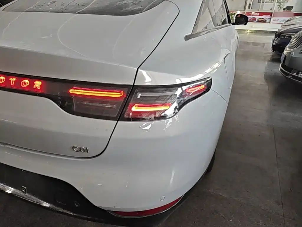 Leapmotor Leapmotor C01 — миниатюра 8