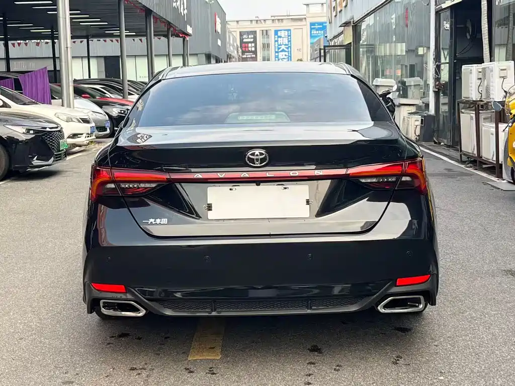 Toyota Avalon — миниатюра 5