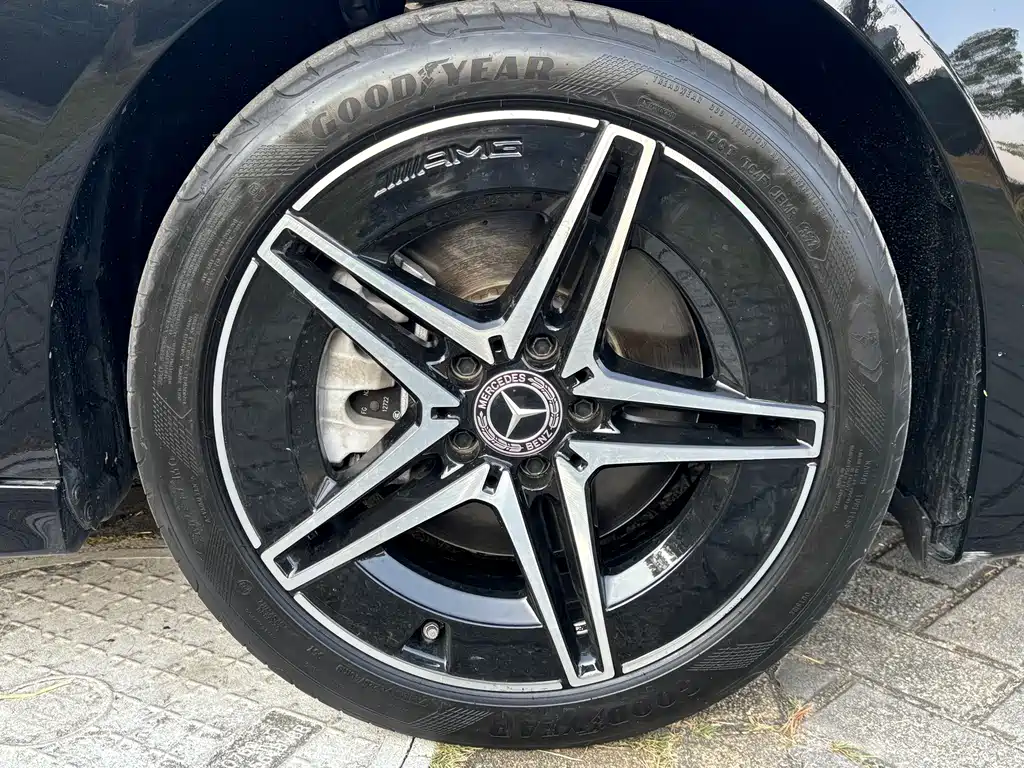 Mercedes-Benz C-Class — миниатюра 17