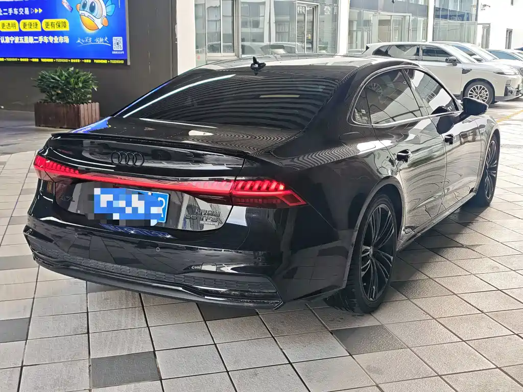Audi A7L — миниатюра 4