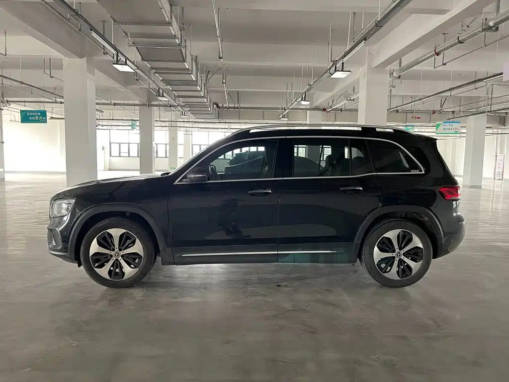 Mercedes-Benz GLB — миниатюра 3