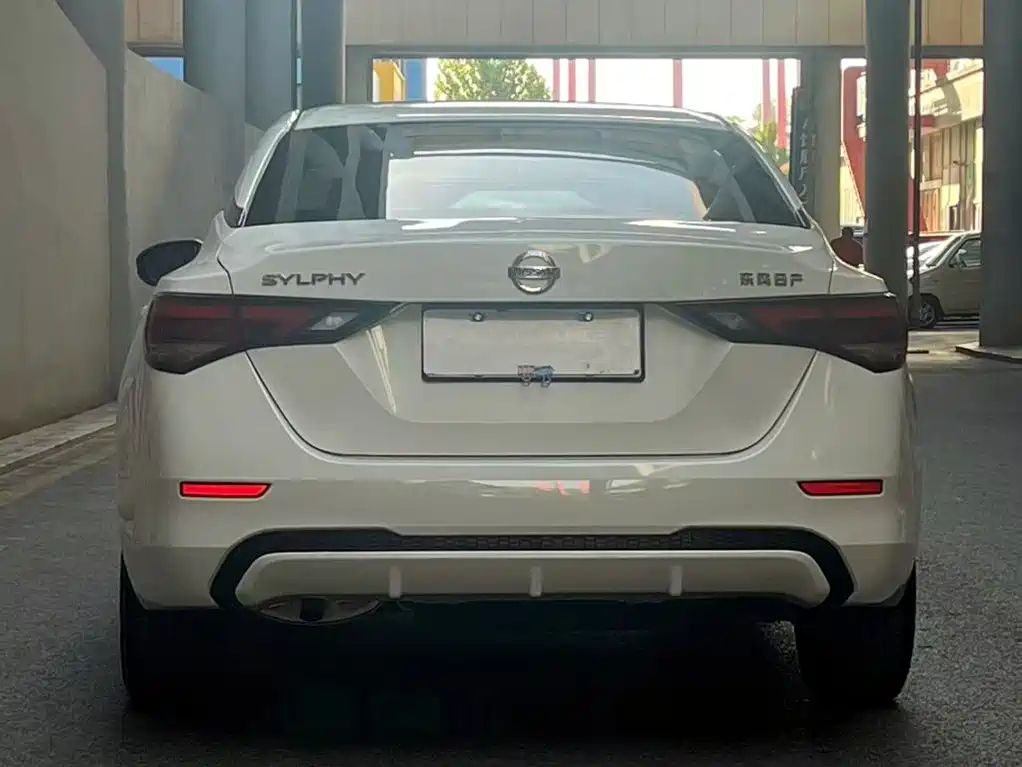 Nissan Sylphy — миниатюра 5