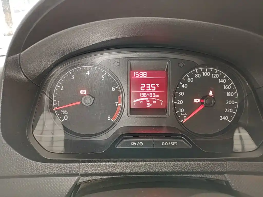 Volkswagen Jetta — миниатюра 12