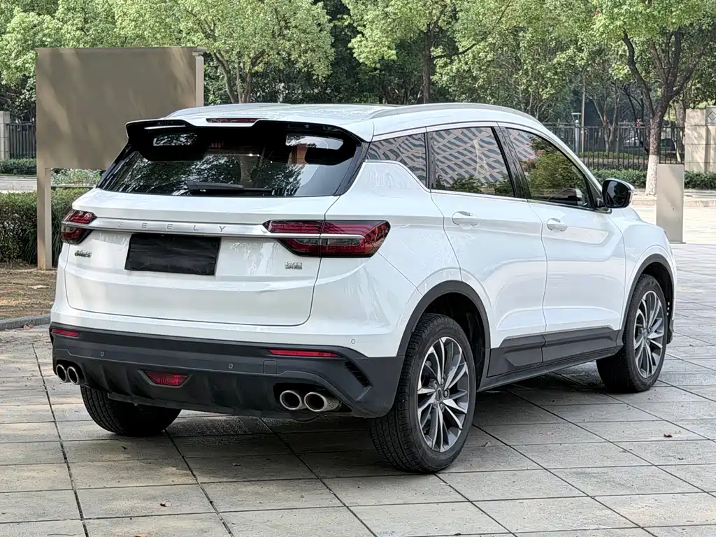 Geely Binyue — миниатюра 16