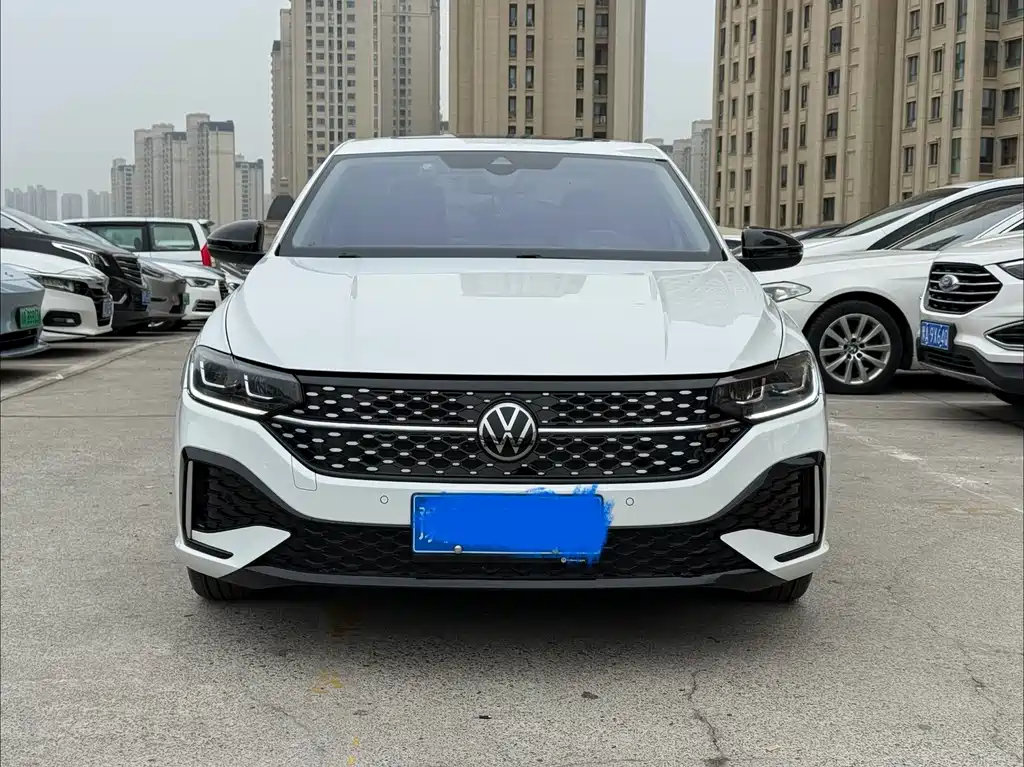 Volkswagen Lavida — миниатюра 2