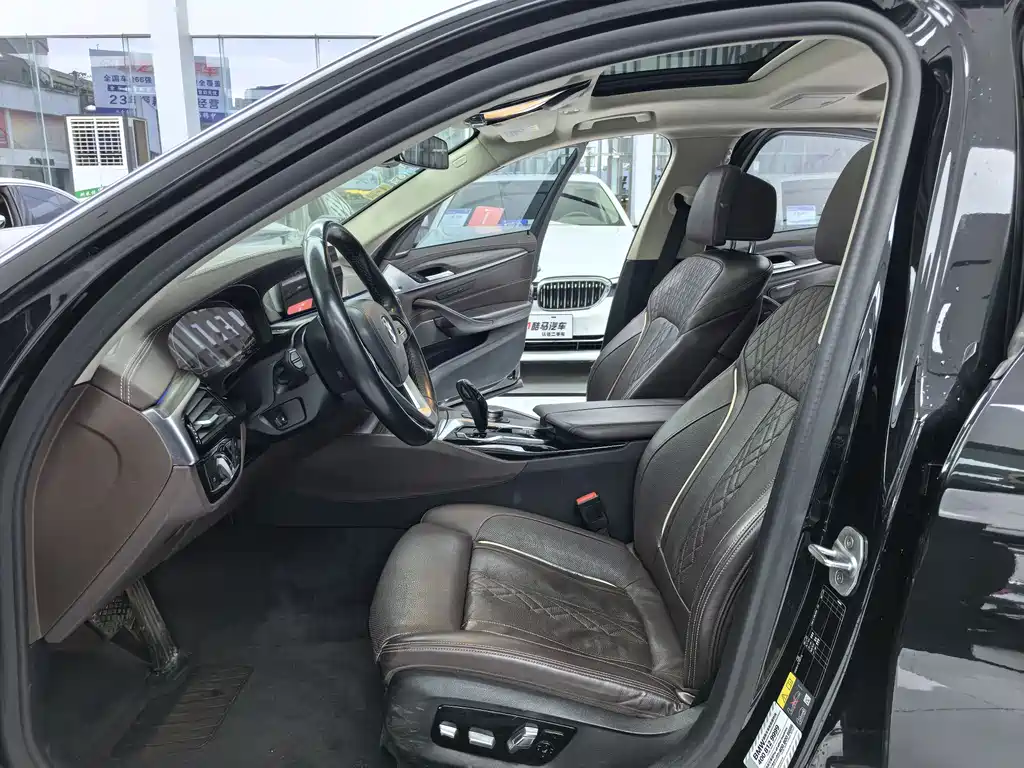 BMW 5 SERIES NEW ENERGY