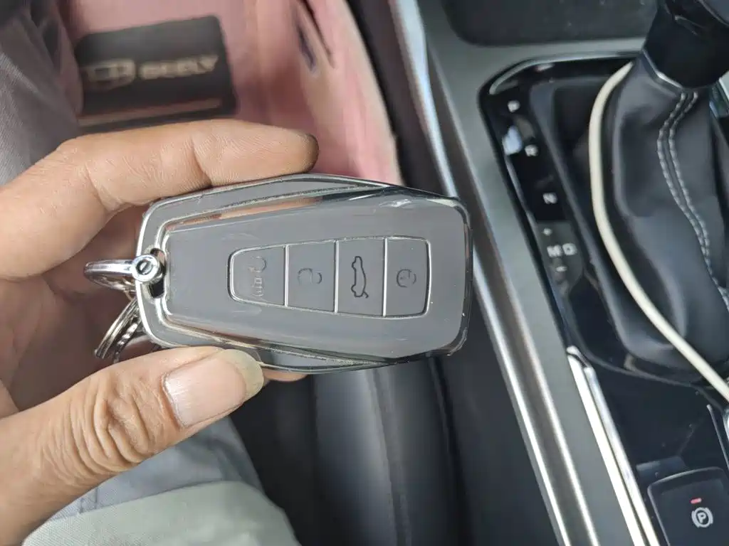 Geely Emgrand — миниатюра 9