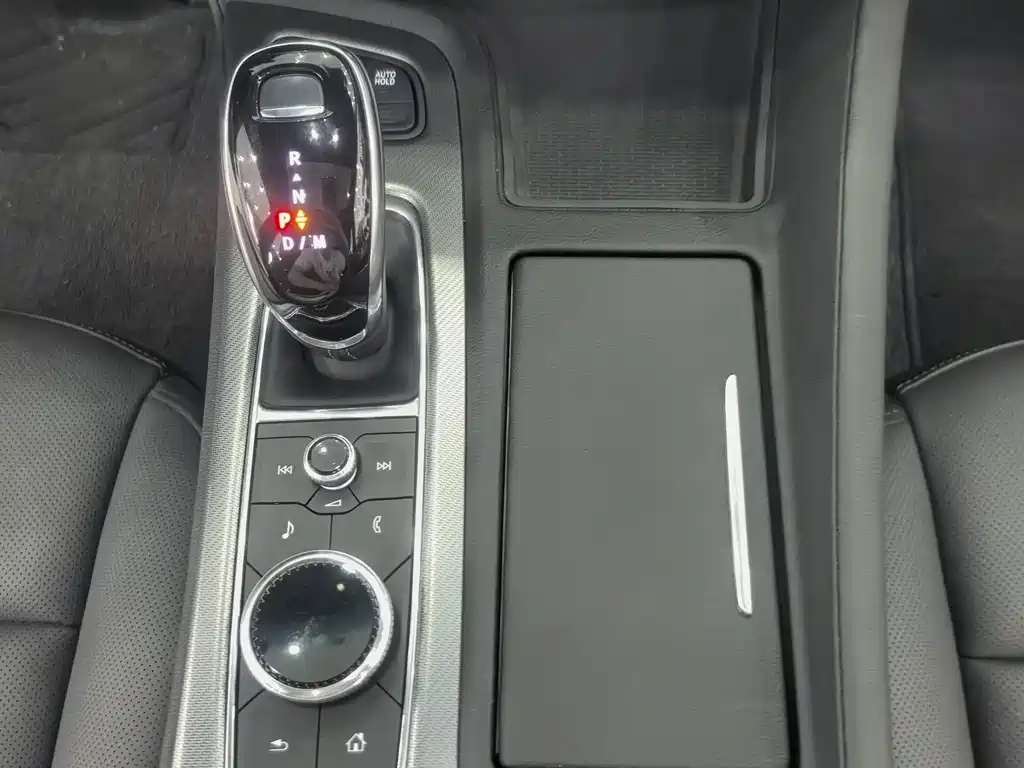 Cadillac CT5 — миниатюра 16