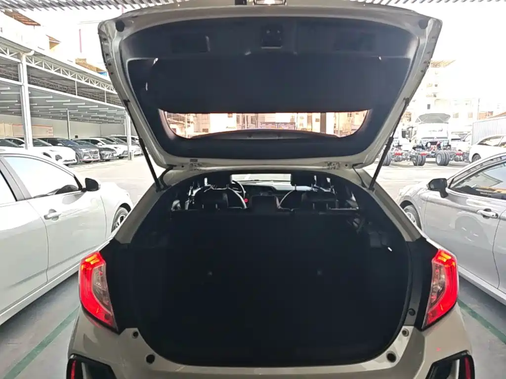 Honda Civic — миниатюра 19