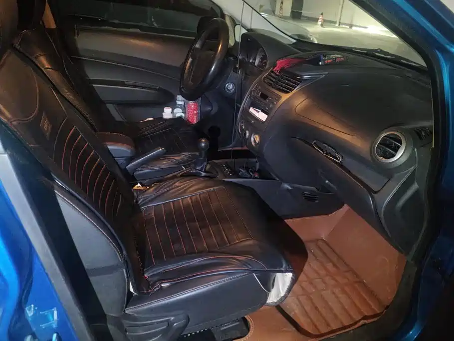 Chevrolet Sail — миниатюра 8