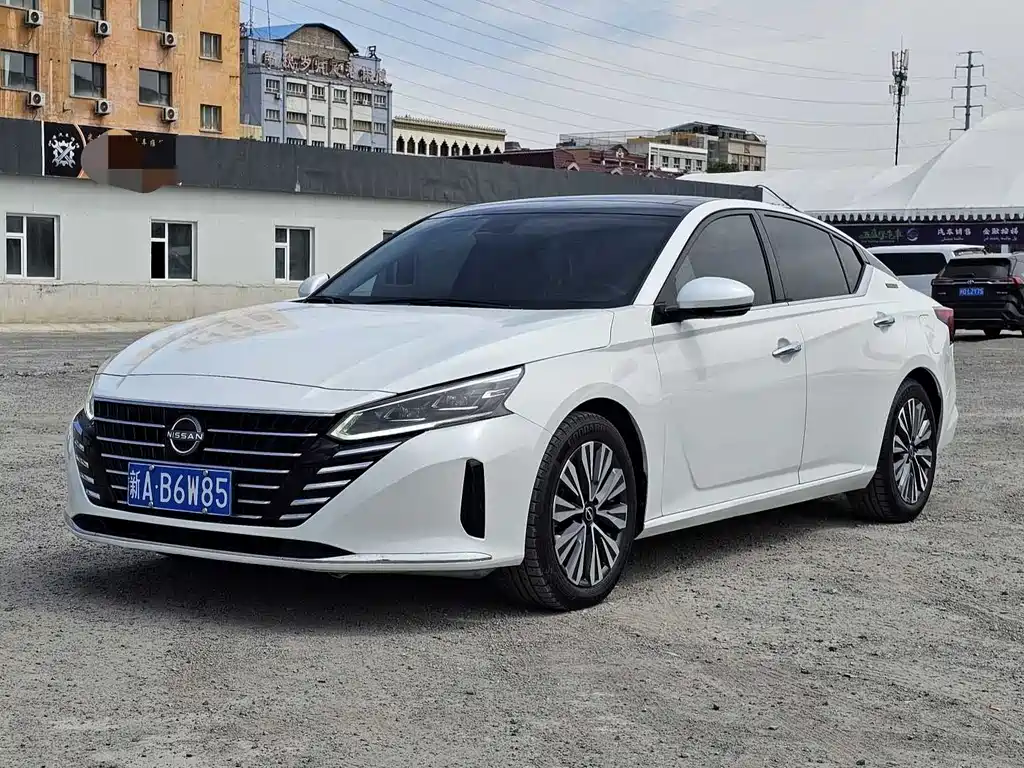 Nissan Teana 2023