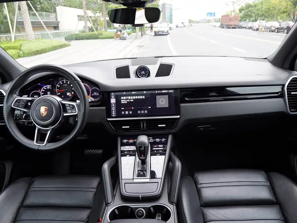 Porsche Cayenne 2018 Cayenne 3.0T