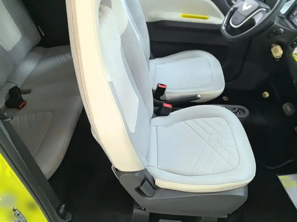 Wuling MINIEV — миниатюра 25