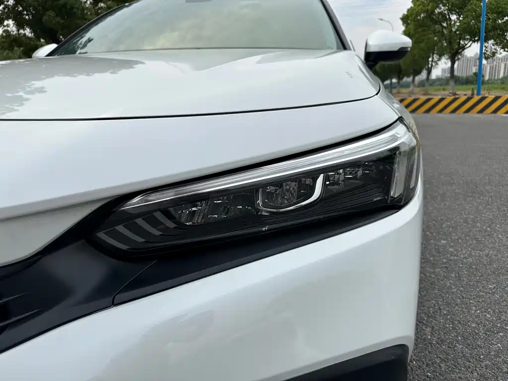 Honda Civic 2022 240TURBO CVT