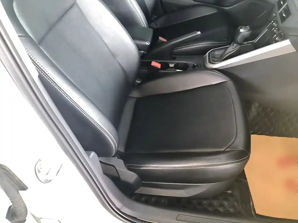 Volkswagen Polo — миниатюра 25