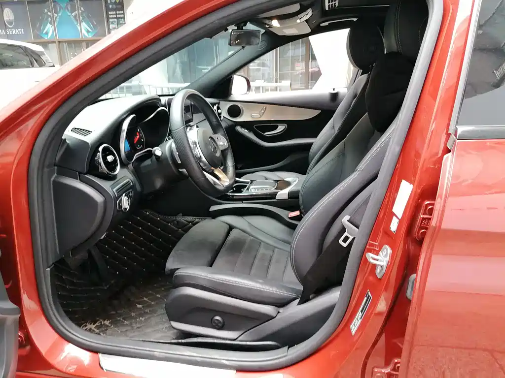 Mercedes-Benz C-Class — миниатюра 10