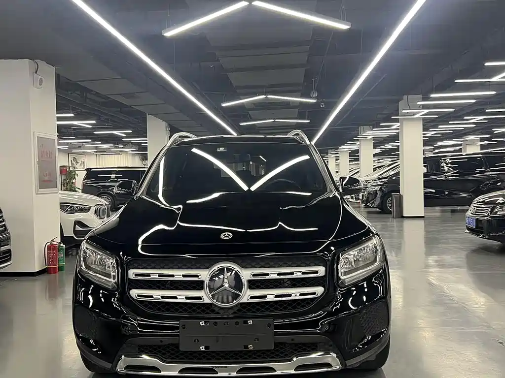 Mercedes-Benz GLB — миниатюра 2