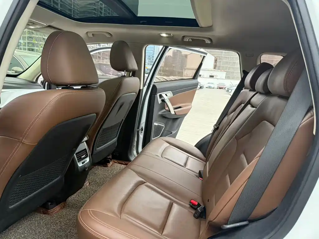 GEELY AUTOMOBILE BOYUE