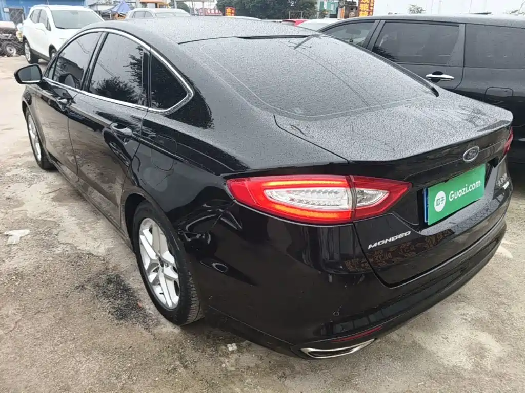 Ford Mondeo — миниатюра 5