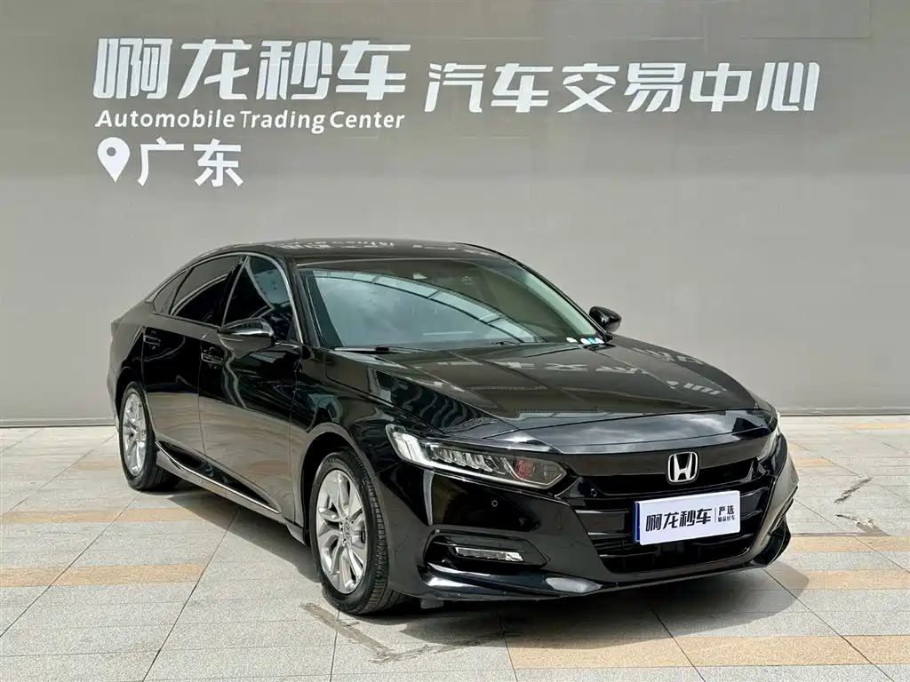 Honda Accord 2018 260TURBO Luxury VI