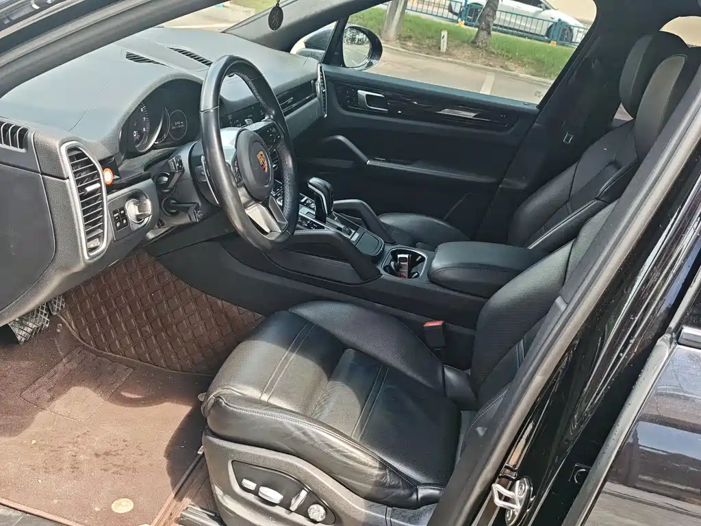 Porsche Cayenne 2018 Cayenne 3.0T