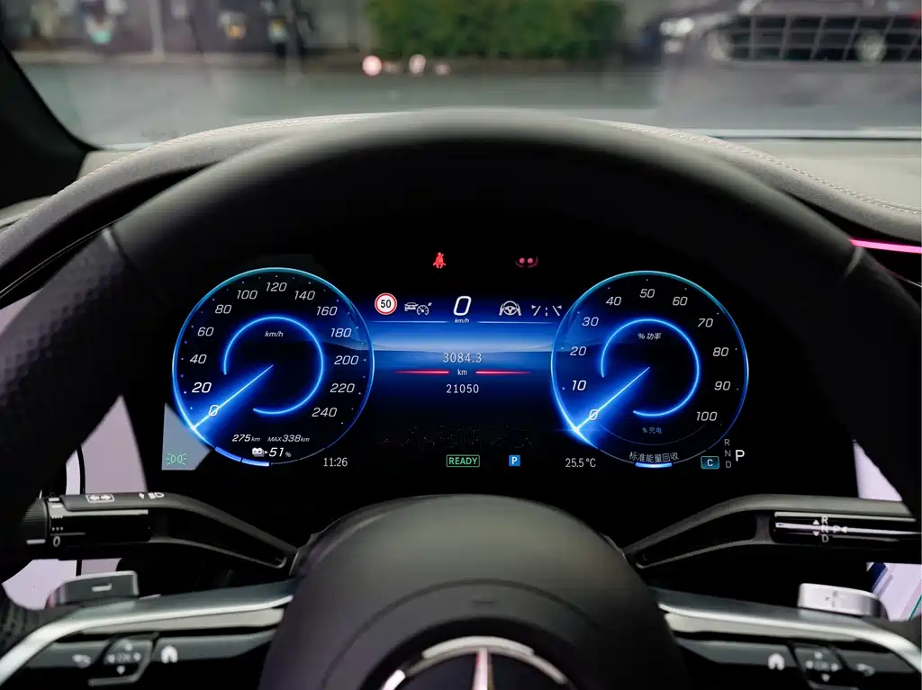 Mercedes-Benz EQE — миниатюра 9