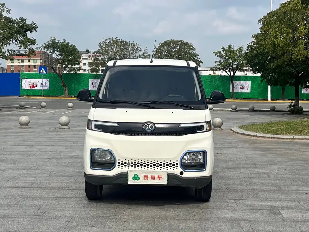 Changhe EV5 — миниатюра 2